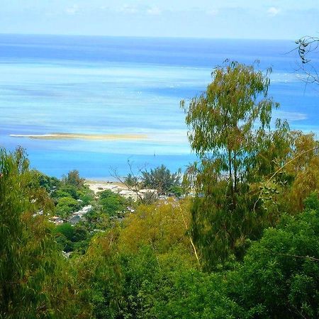 Coralie La Diffe'Rence Guest House Port Mathurin Екстер'єр фото